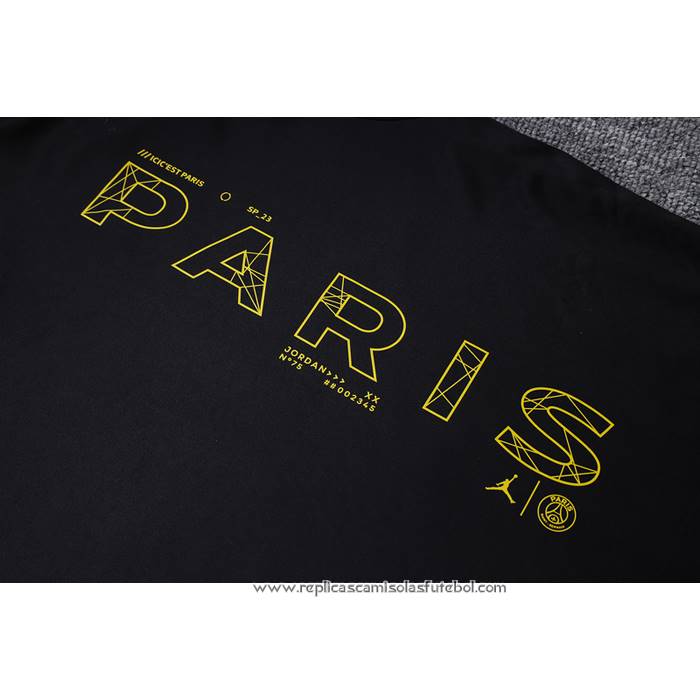 Fato de Treino
 Paris Saint-Germain Jordan 2023-2024 Manga Curta
 Preto
 - Calcas Curta
